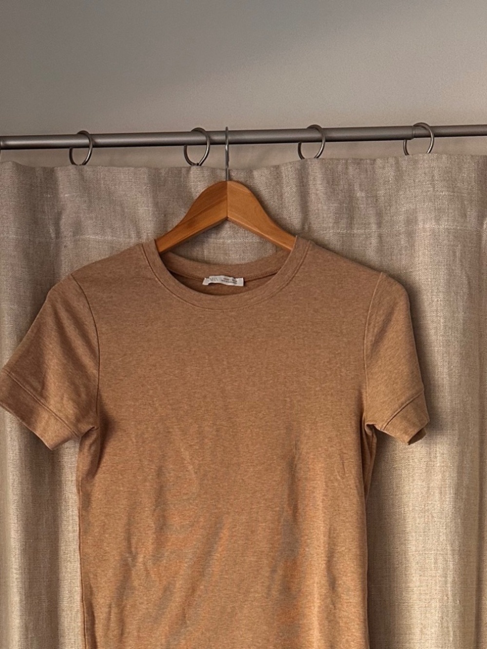 Zara neutral cotton T-shirt - Picture 4 of 4
